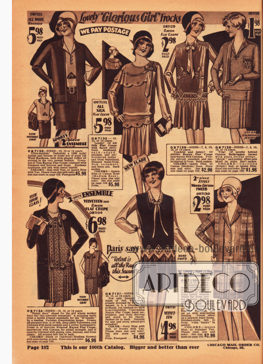 Vier Kleider und drei Ensembles für Mädchen zwischen 7 und 14 Jahren.
Die Kleider bestehen aus Seiden Krepp, Rayon Krepp, Baumwoll-Jersey sowie Samt und Rayon. Die Ensembles bestehen aus Woll-Kasha und Rayon Krepp (oben links), Samt und bedrucktem Rayon Krepp (unten links) sowie Baumwoll-Tweed und Woll-Flanell.