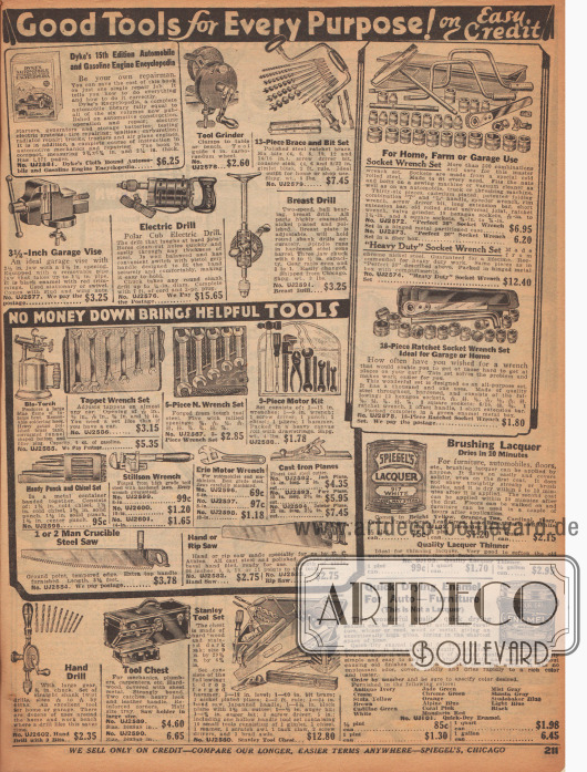 „Gute Werkzeuge für jeden Zweck! Zu günstigem Kredit“ (engl. „Good Tools for Every Purpose! On Easy Credit“).
Eine Automobil- und Ottomotor-Enzyklopädie („Dyke’s 15th Edition Automobile and Gasoline Engine Encyclopedia“), ein Werkzeugschleifgerät, Handbohrer mit verschieden großen Bohrern, ein Schraubstock für Werkstätten und Werkbänke, eine elektrische Bohrmaschine, eine Handbohrmaschine bzw. Bohrwinde, Steckschlüsselsätze, Schraubenschlüssel-Sets, eine Lötlampe (Brenner), ein Meißel-Set, Hammer, Zangen, Handsägen, Hobel, Schraubendreher bzw. Schraubenzieher, Engländer (auch Universalschlüssel, Universalschraubenschlüssel oder Verstellschlüssel), Werkzeugkoffer, Firnis und Autolack.