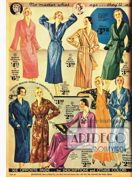 Bademäntel, elegante Morgenroben und Pyjamas für die modebewusste Frau.