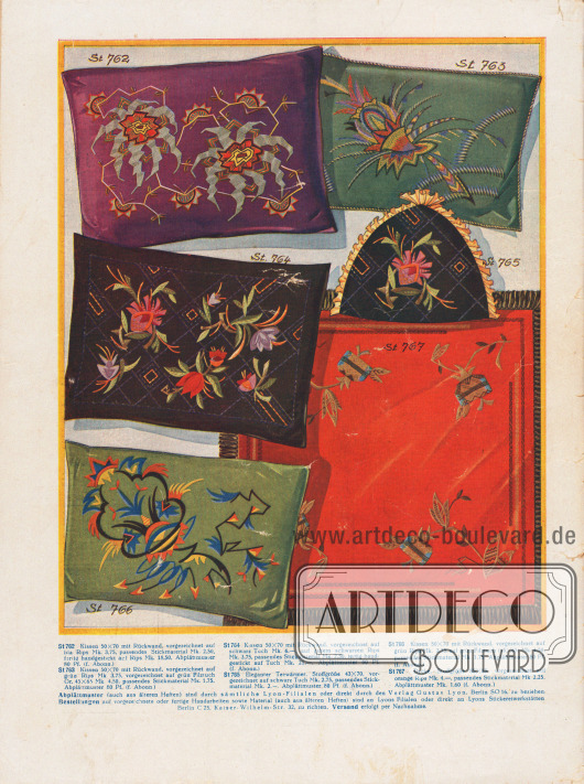St 762: Kissen 50 x 70 mit Rückwand, vorgezeichnet auf lila Rips Mk. 3,75, passendes Stickmaterial Mk. 2,50, fertig handgestickt auf Rips Mk. 18,50. Abplättmuster 80 Pf. (f. Abonn.).
St 763: Kissen 50 x 70 mit Rückwand, vorgezeichnet auf grün Rips Mk. 3,75, vorgezeichnet auf grün Filztuch Gr. 45 x 65 Mk. 4,50, passendes Stickmaterial Mk. 1,75. Abplättmuster 80 Pf. (f. Abonn.).
St 764: Kissen 50 x 70 mit Rückwand, vorgezeichnet auf schwarz Tuch Mk. 6,-, auf gutem schwarzen Rips Mk. 3,75, passendes Stickmaterial Mk. 2,50, fertig handgestickt auf Tuch Mk. 21,-. Abplättmuster 80 Pf. (f. Abonn.).
St 765: Eleganter Teewärmer. Stoffgröße 43 x 70, vorgezeichnet auf schwarz Tuch Mk. 2,75, passendes Stickmaterial Mk. 2,-. Abplättmuster 80 Pf. (f. Abonn.).
St 766: Kissen 50 x 70 mit Rückwand, vorgezeichnet auf grün Rips Mk. 3,75, auf grün Filztuch (45 x 65) Mk. 4,50, passendes Stickmaterial Mk. 1,75. Abplättmuster 80 Pf. (f. Abonn.).
St 767: Decke, Stoffgröße 85 x 85, vorgezeichnet auf orange Rips Mk. 4,-, passendes Stickmaterial Mk. 2,25. Abplättmuster Mk. 1,60 (f. Abonn.).