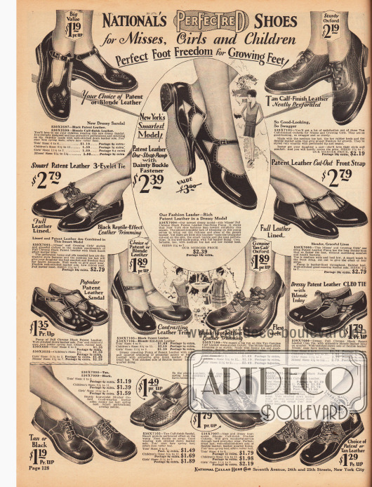 Schicke, kleidsame Schuhe mit flachen Absätzen für kleine Mädchen und Backfische (Mädchen im Alter bis 14 Jahre). Die Schuhe und Sandalen sind aus Lackleder, Kalbsleder und Chevreauleder (Ziegenleder). Manche Modelle sind mit reptilienartig genarbten Ledersorten kombiniert. Zur Dekoration dienen auch Perforationen und Ausstanzungen. Neben den Sandalen werden hier auch Blücher Oxfords für Mädchen präsentiert.