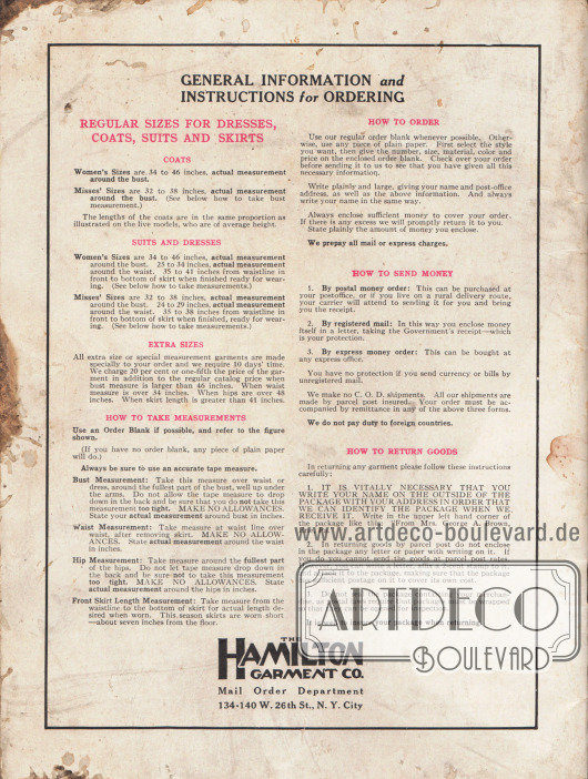 „Allgemeine Informationen und Instruktionen zum Bestellen“ (engl. „General Information and Instructions for Ordering“).
Links oben werden die Standardgrößen für Mäntel, Kostüme und Kleider angegeben. Sonderanfertigungen mit abweichenden Größen benötigen 10 Tage zur Anfertigung. Für Übergrößen wird ein Aufschlag von 20 Prozent zum Katalogpreis in Rechnung gestellt.
Links unten werden Anweisungen zum korrekten Maßnehmen gegeben.
Rechts oben werden Instruktionen zum Bestellen gegeben: 1. Wo immer möglich sollen die regulären Bestellscheine genutzt werden, 2. Schreiben Sie sauber und groß, 3. Fügen Sie Ihrer Bestellung immer ausreichend Geld bei.
Unter „How to send money“ werden die Zahlungsoptionen aufgelistet: 1. „postal money order“ (Zahlungsanweisung über Postamt), 2. „registered mail“ (versichertes Einschreiben), 3. „express money order“ (dringliche Zahlungsanweisung).
Unten rechts unter „How to return goods“ werden Informationen zur Rücksendung von bestellter Ware gegeben.
