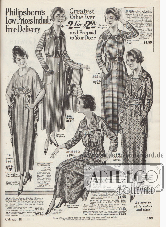 „Philipsborns Niedrigpreise beinhalten Lieferung frei Haus“ (engl. „Philipsborn’s Low Prices Include Free Delivery“).
Veranda- und Haushaltskleider aus gestreiftem oder kariertem Gingham, kariertem Perkal oder Chambray. Die Kleider besitzen mindestens eine große Tasche und werden über die Knopfleiste in der Front geöffnet (Mantelkleider).
Links sowie unten werden zudem zwei Kimonos aus Serpentinen Krepp oder Flanell angeboten. Das linke Modell zeigt eine bogenförmige Reihenziehung mit Schleifen in der Taille und sehr tief fallende Ärmel. Der Kimono unten in der Mitte ist aus geblümtem Stoff mit einem elastischen Taillenband.