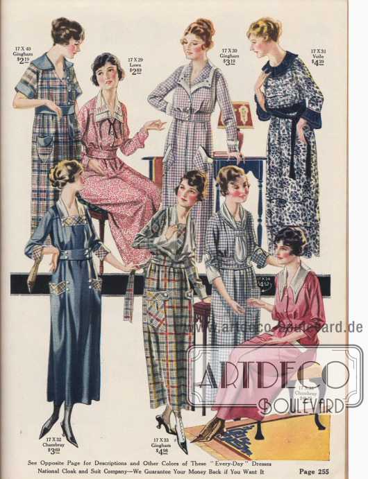 Einfache Haushaltskleider aus bedruckten Gingham, Batist, Voilestoff und Chambray.