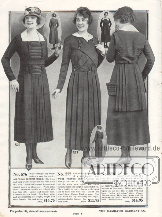 Damenkleider aus französischer Woll-Serge mit plissiertem Rockeinsatz (erstes Kleid) oder einem rundum plissiertem Rock (Mitte). Das erste und das dritte Modell zeigen Tressen aus Seide und Reihen mit Zierknöpfen.