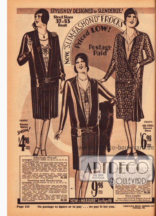 Tageskleider für Damen mit fülliger Figur aus Rayon-Satin, Seiden Krepp und bedrucktem Seiden- Foulard. Alle Kleider zeigen langgezogene Westeneinsätze, die die Linie verschlanken sollen, sowie sehr zurückhaltende Ornamente und Akzente. Die ersten beiden Modelle präsentieren plissierte Röcke, während das dritte Modell einen dunkelfarbigen, Falten werfenden Stoffeinsatz besitzt.