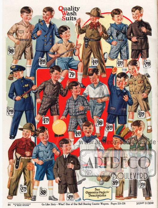 Spielanzüge für 3 bis 9 bzw. 14-jährige Jungen.
Unter den Spielanzügen befinden sich Matrosen-, Admirals- und Marineanzüge (B, J, P), Anzüge im Oliver Twist Stil (A, D, F, H, I, K, N), Cowboy- und Indianerkostüme mit Bandana und Pistole oder Federschmuck (C, M, R), ein Eton Anzug (E), ein Lumberjack (Holzfäller) Anzug (L), ein Schulanzug (O), ein Blazer Anzug (S) sowie ein Polizeianzug mit Polizeimütze und Schlagstock (G).
Die Jungenanzüge sind hauptsächlich aus leicht waschbaren Baumwollgeweben sowie Baumwoll-Flanell, Khaki, Wolle oder Woll-Kaschmir.
