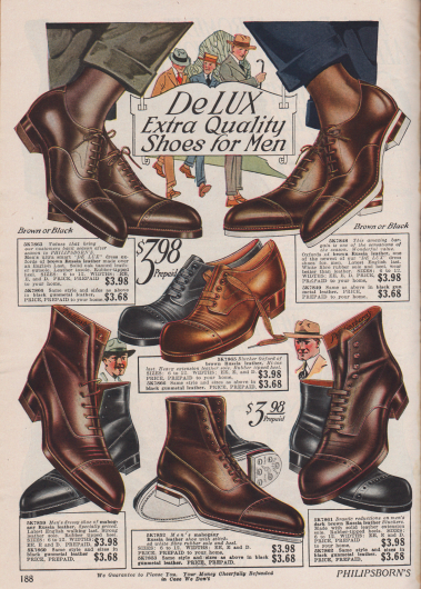 Elegante Straßenstiefeletten und Halbschuhe für den Herrn aus russischem Leder. Alle Schuhe besitzen einen gummierten Absatz; zwei Modelle zudem auch eine Gummisohle. Die Schuhe sind in den Farben Braun, Mahagoni oder „gunmetal“ Schwarz erhältlich.
