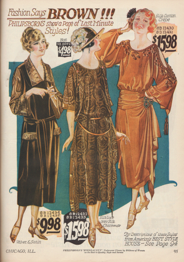 Feine Damenkleider aus Samt-Satin, Seiden-Charmeuse mit einem Oberstoff aus Seidenspitze und einem Kleid aus Seiden-Krepp. Die „langgezogene Taille“ (die lose Taillierung) ist die neue Mode der Saison 1922-23. Braun ist die Modefarbe des Herbstes.